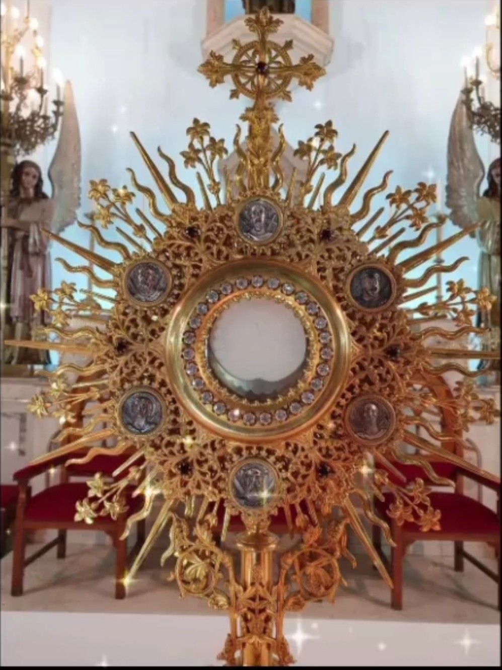 Divina Misericordia - Oh Hostia Santahermosura Sin Igual 1