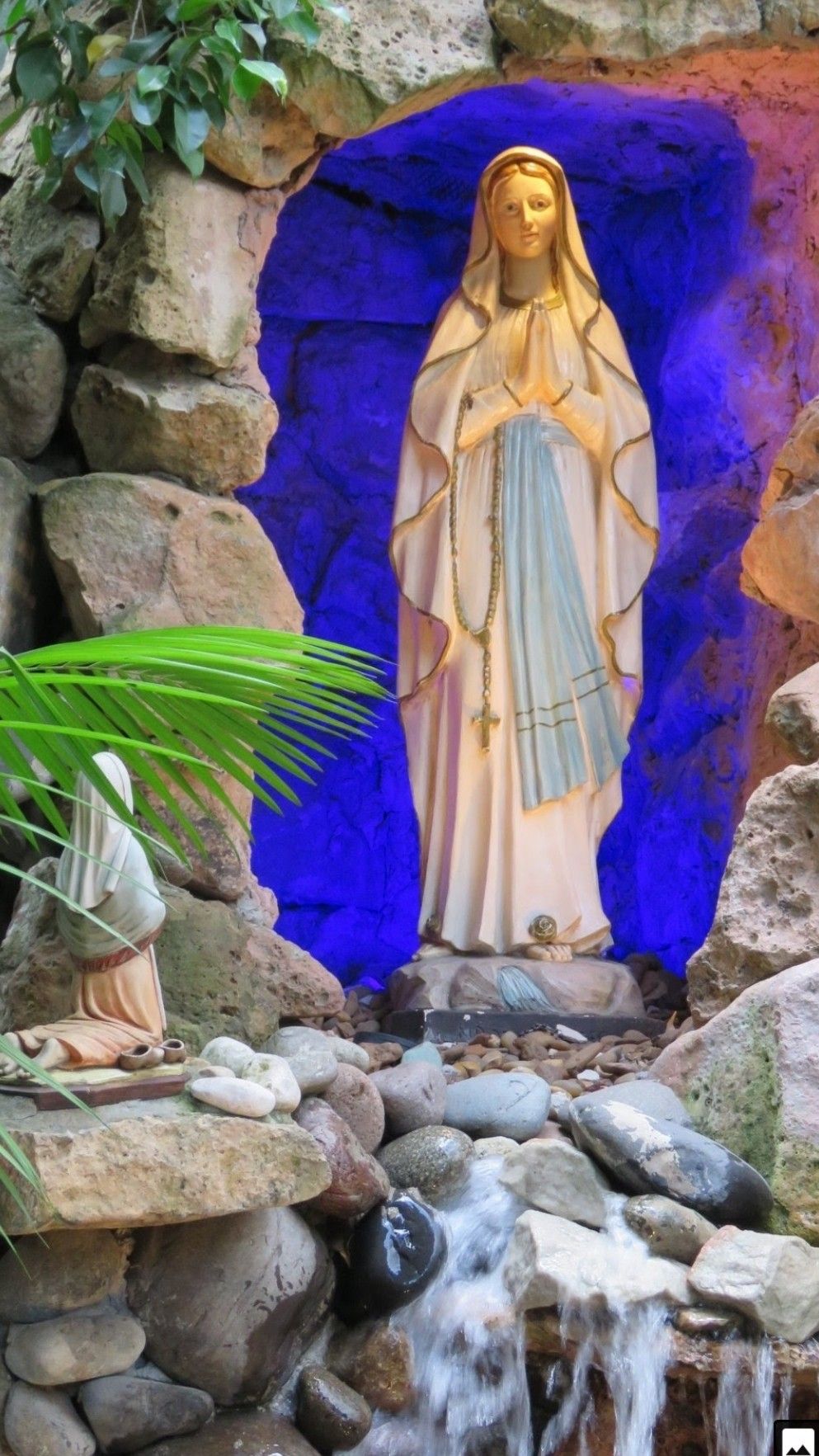 Virgencita de Lourdes - Feliz Fiesta De Nuestra Senora Virgen De Lourdesgracias Sant